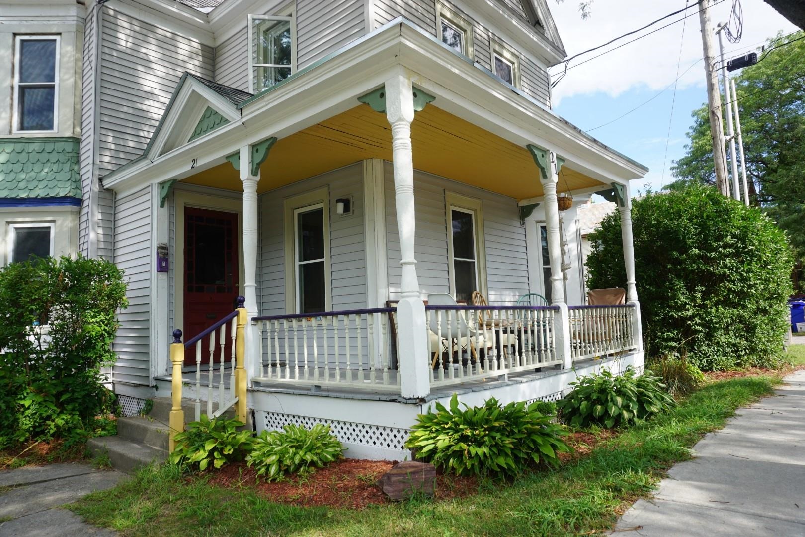 21 Hyde Street Burlington, VT 05401 - Photo 3 of 31