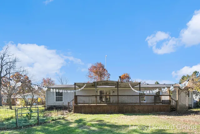 $209,900 | 6928 Hubbardston Road, Hubbardston, MI 48845