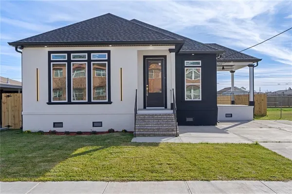 $460,000 | 3201 Corinne Drive, Chalmette, LA 70043