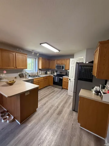 $330,000 | 802 Bellingham Drive, Huntington, IN 46750