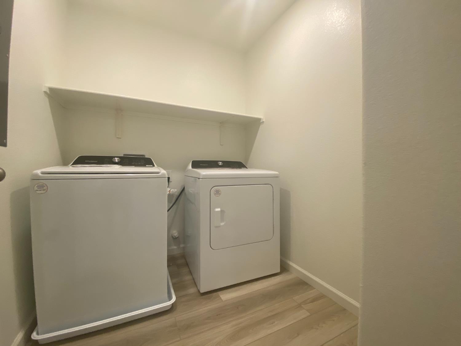 564 Spalding Way Lathrop, CA 95330 - Photo 12 of 28 Gallery Image 12