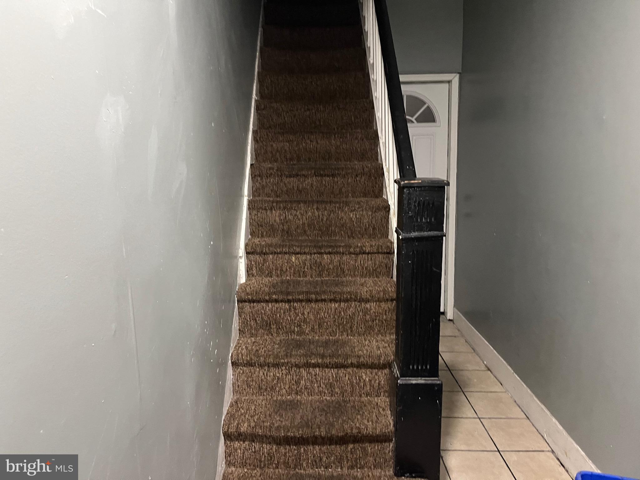 308 South 52nd Street, Unit 3R Philadelphia, PA 19143 - Photo 4 of 8 a view of entryway