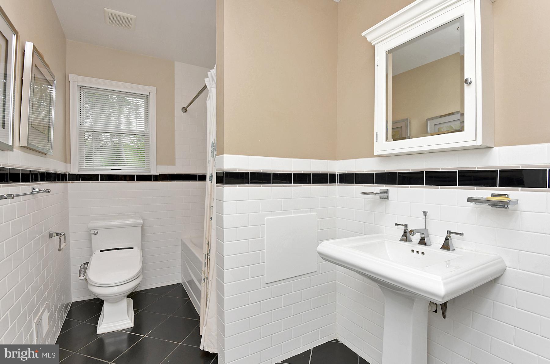 106 Washington Road Princeton Junction, NJ 08550 - Photo 11 of 21