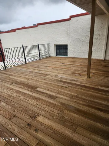 $1,000 | 555 East Main Street, Unit 209, Kingsport, TN 37660