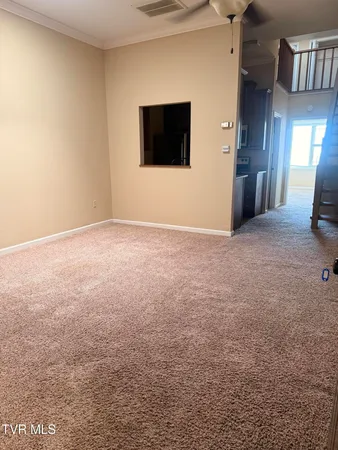 $1,000 | 555 East Main Street, Unit 209, Kingsport, TN 37660