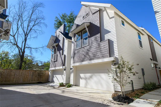 $2,350 | 881 Rachel Street, Unit B, Houston, TX 77091