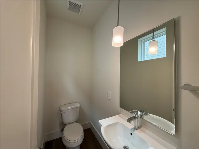 $2,250 | 881 Rachel Street, Unit B, Houston, TX 77091