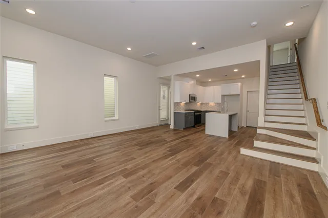 $2,250 | 881 Rachel Street, Unit B, Houston, TX 77091