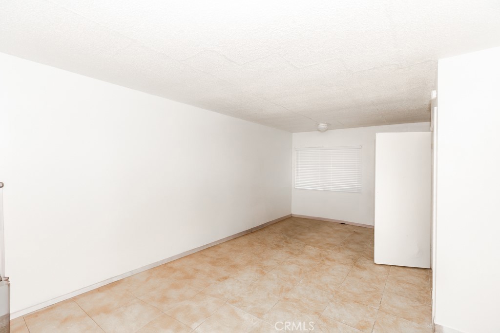 518 West Fredricks Street Barstow, CA 92311 - Photo 20 of 35 a view of an empty room