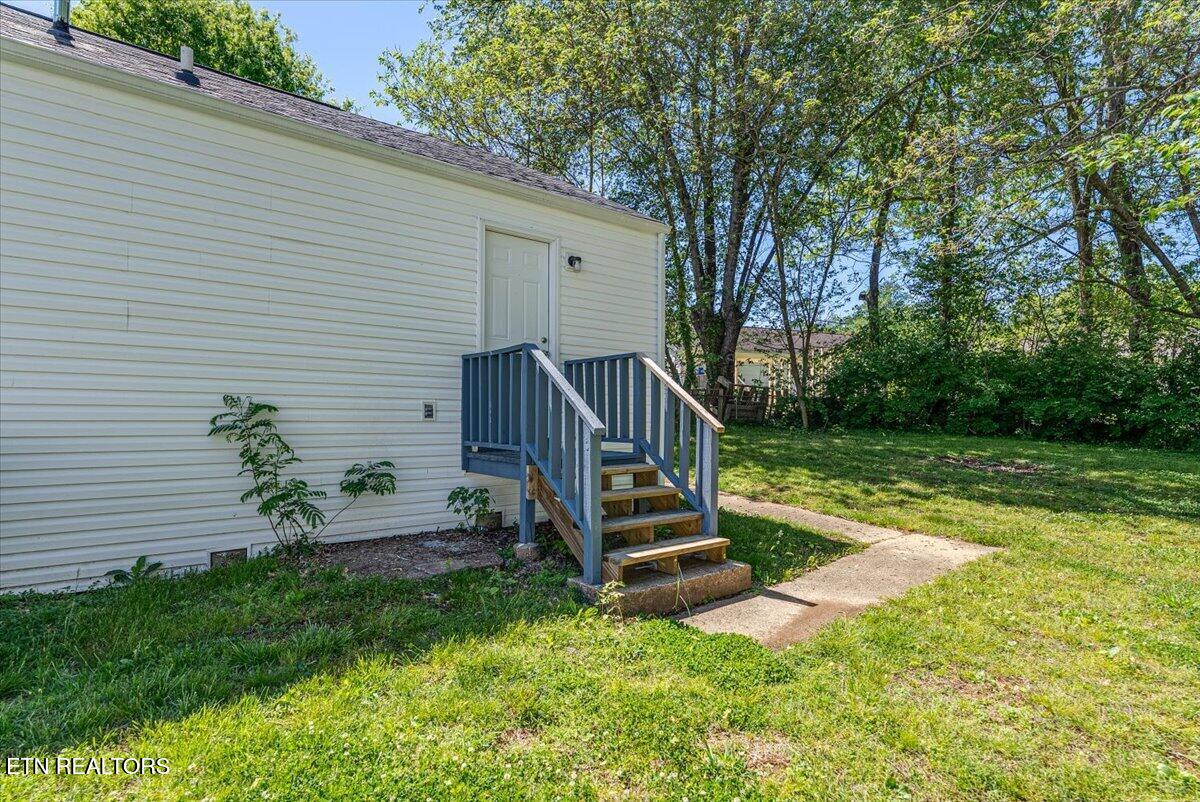 158 Hamilton Circle Oak Ridge, TN 37830 - Photo 22 of 24 23-Back A2