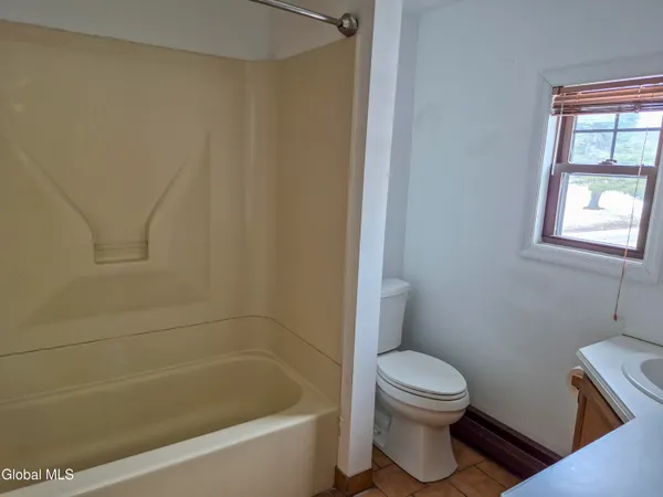 $13,800 | 524 Maple Avenue, Unit 1, Saratoga Springs, NY 12866