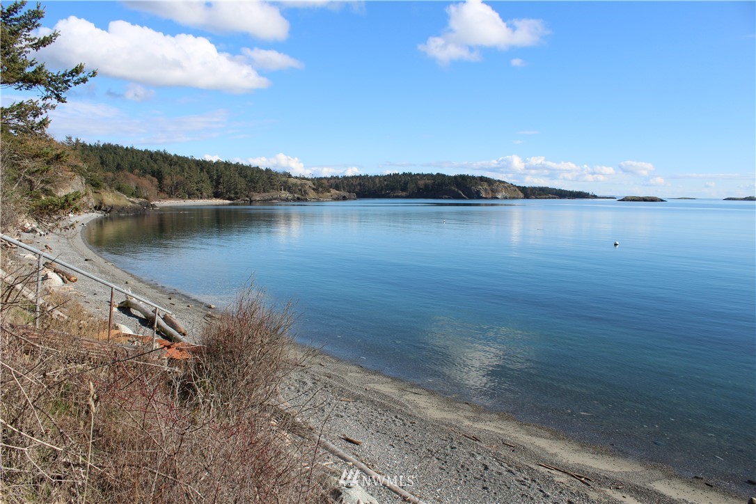 674 Burt Road Lopez Island, WA 98261 - Photo 4 of 13