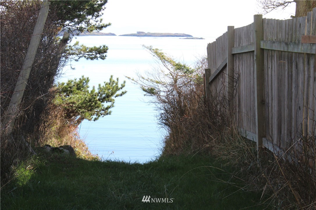 674 Burt Road Lopez Island, WA 98261 - Photo 7 of 13