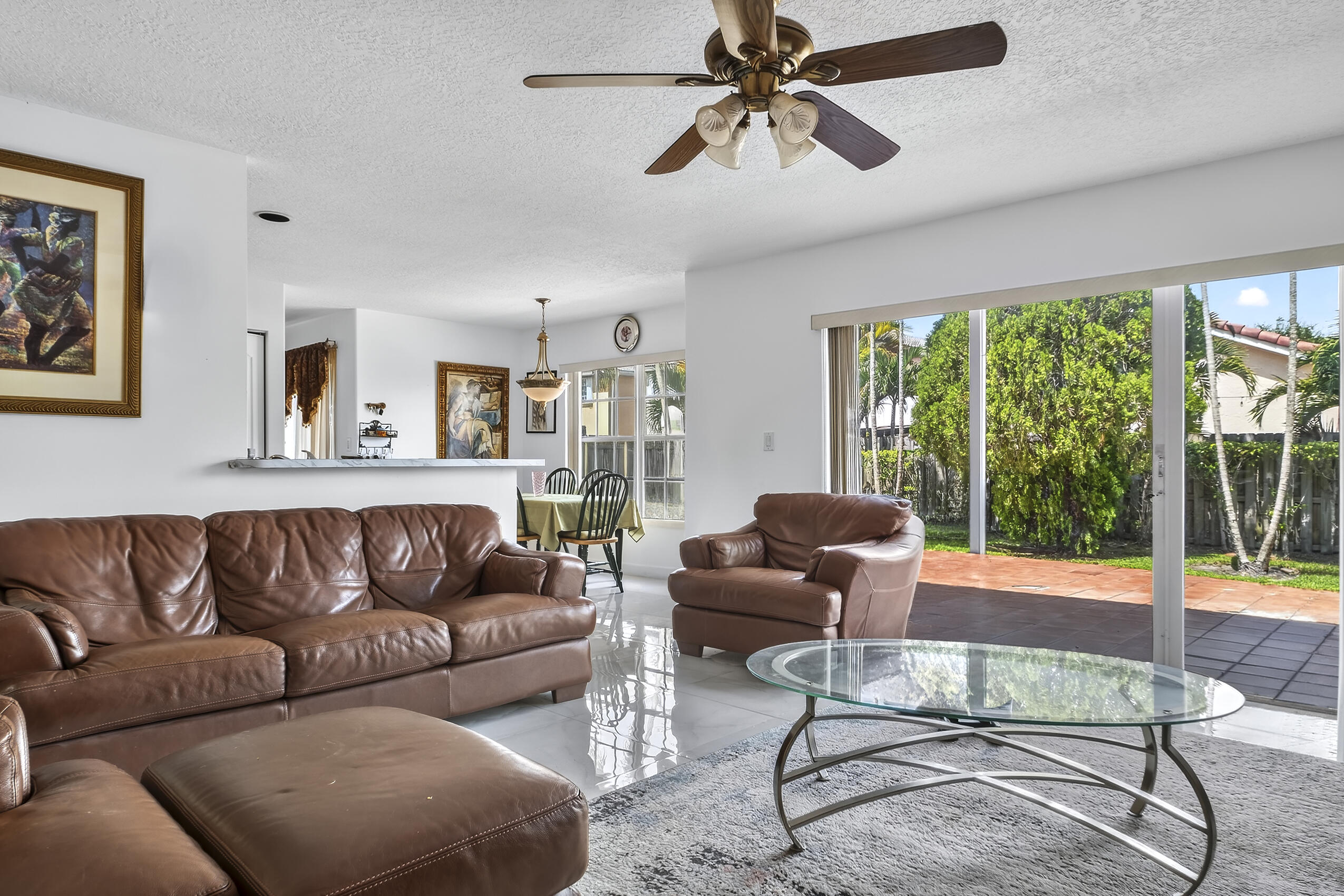 10334 Southwest 164th Place Miami, FL 33196 - Photo 13 of 41 R_F026 (5)