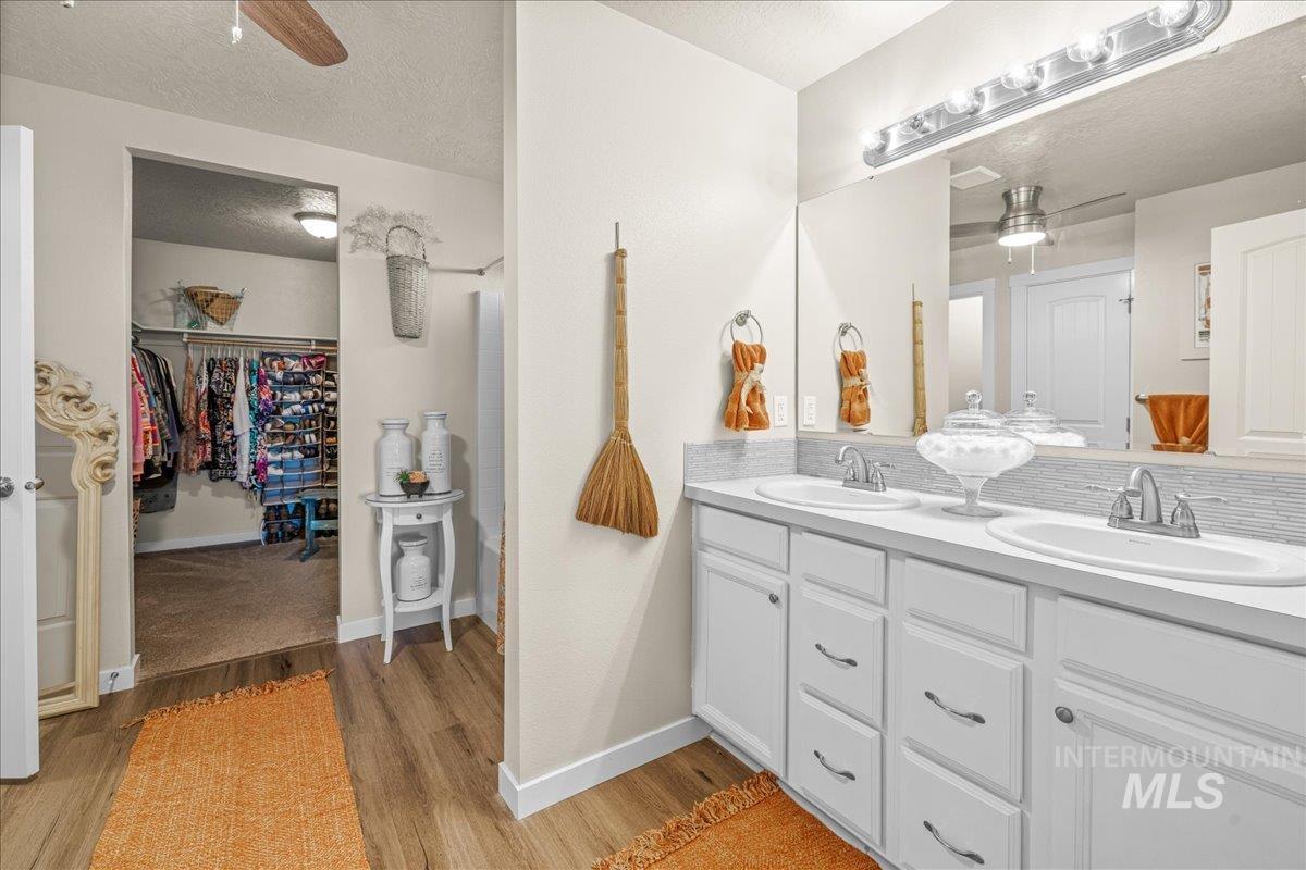 12719 West Hidden Point Drive Star, ID 83669 - Photo 20 of 47