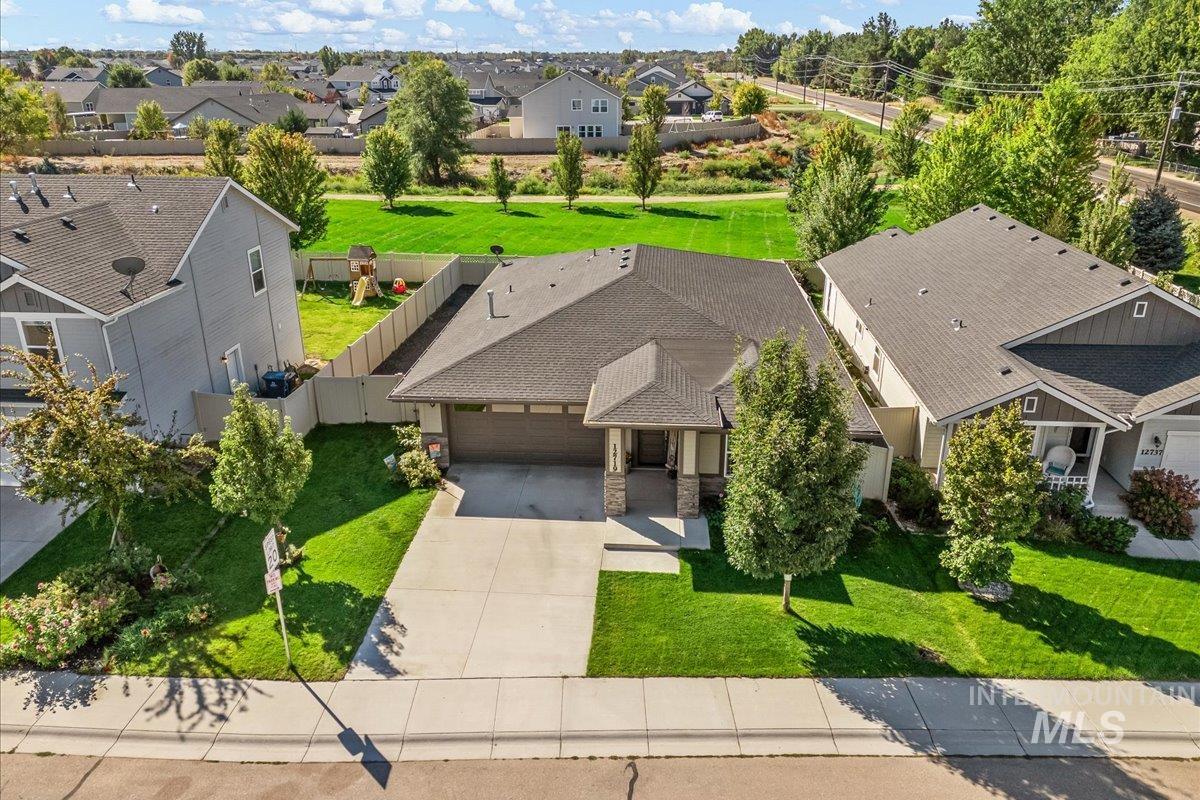 12719 West Hidden Point Drive Star, ID 83669 - Photo 3 of 47