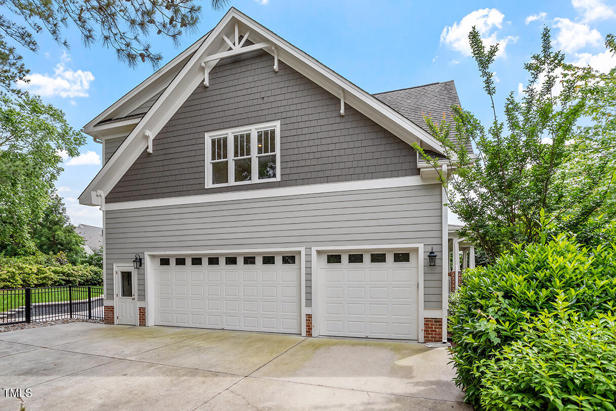 5703 Highcroft Drive Cary, NC 27519 - Photo 3 of 39 5703 Highcroft Drive_02