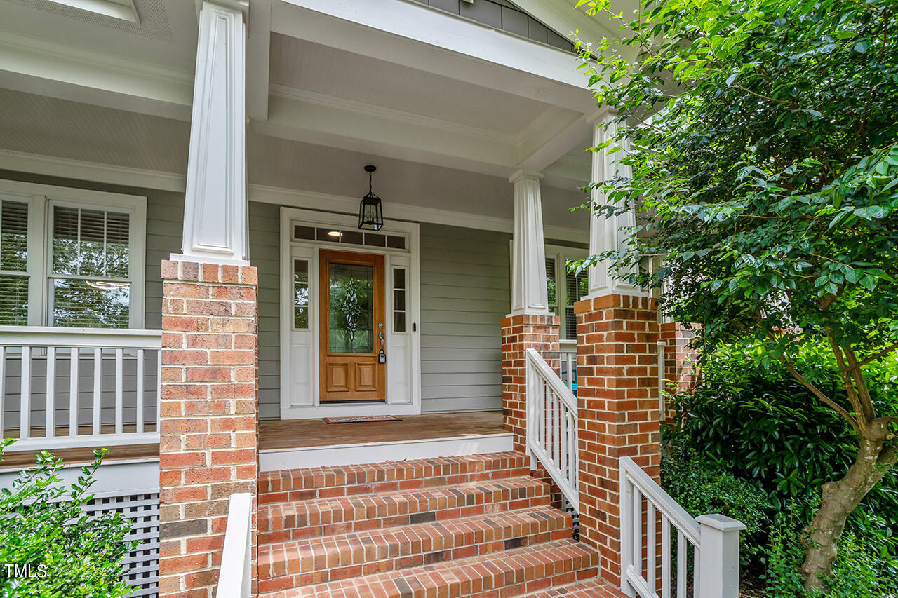 5703 Highcroft Drive Cary, NC 27519 - Photo 4 of 39 5703 Highcroft Drive_07