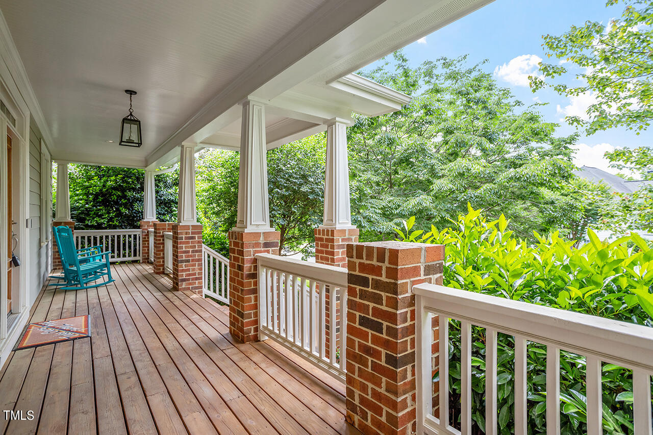 5703 Highcroft Drive Cary, NC 27519 - Photo 6 of 39 5703 Highcroft Drive_09