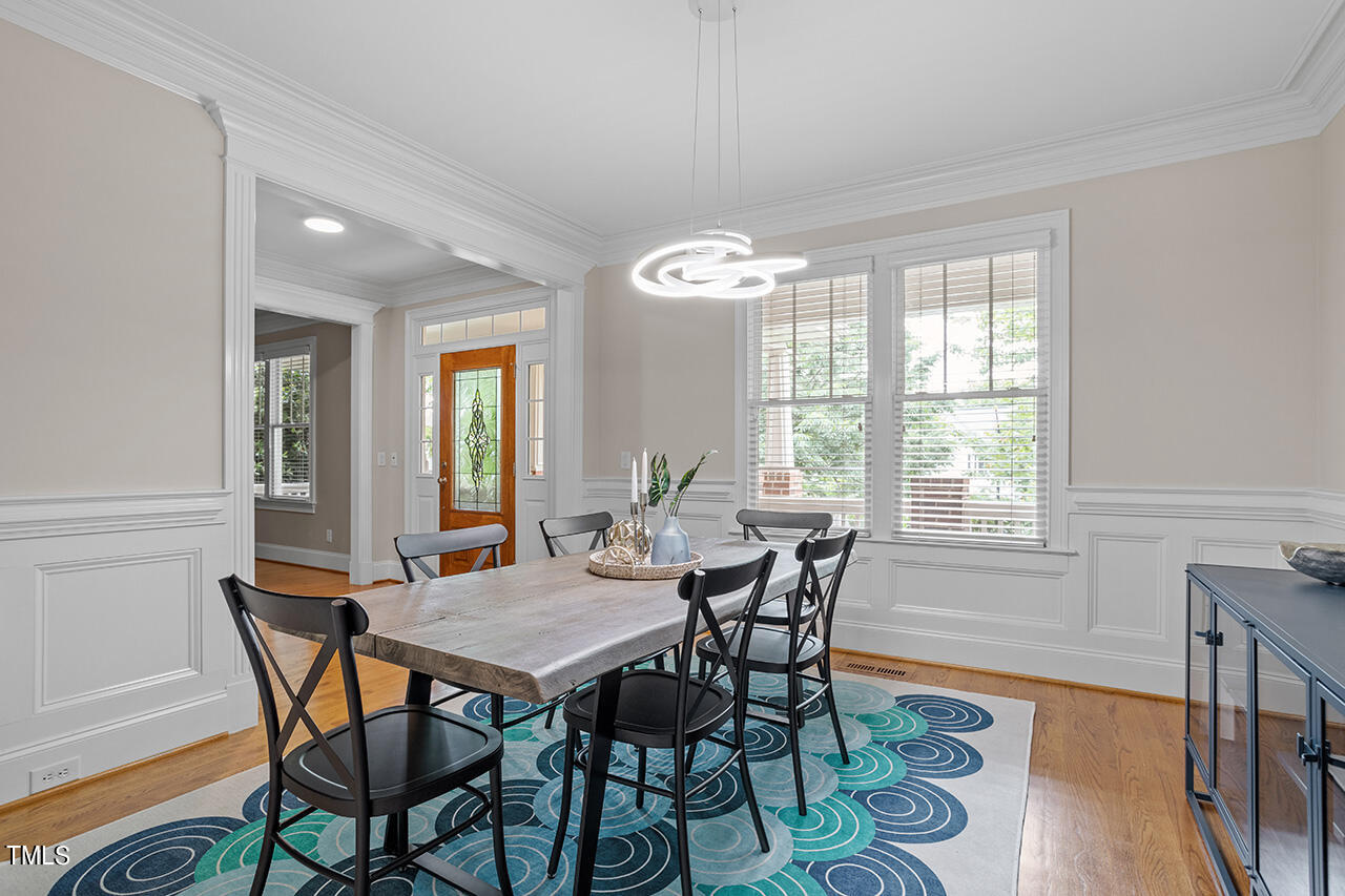 5703 Highcroft Drive Cary, NC 27519 - Photo 8 of 39 5703 Highcroft Drive_12