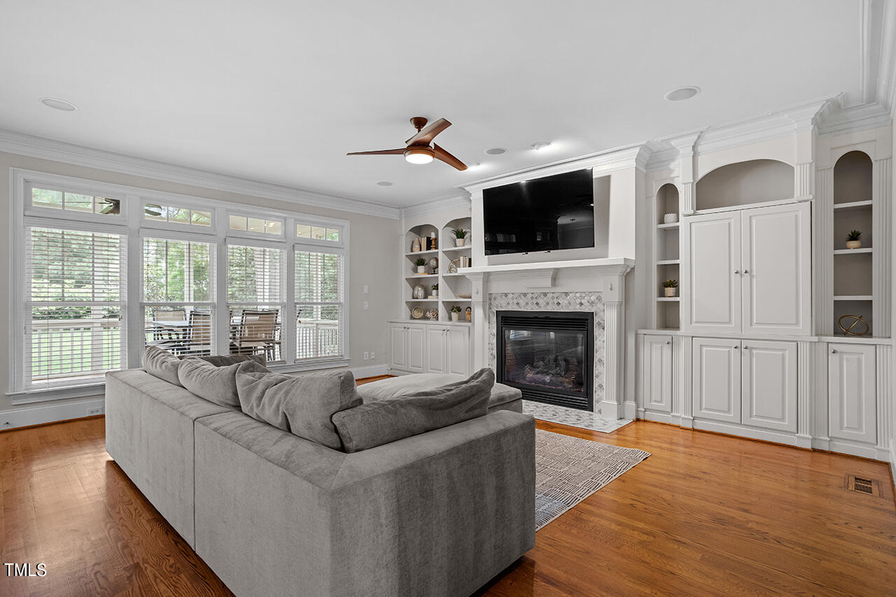 5703 Highcroft Drive Cary, NC 27519 - Photo 9 of 39 5703 Highcroft Drive_23