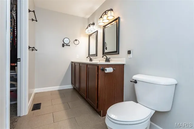 $349,900 | 311 Barnett Drive, Edwardsville, IL 62025