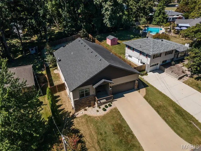 $349,900 | 311 Barnett Drive, Edwardsville, IL 62025