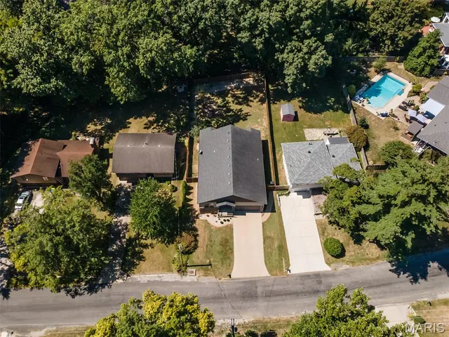 $349,900 | 311 Barnett Drive, Edwardsville, IL 62025