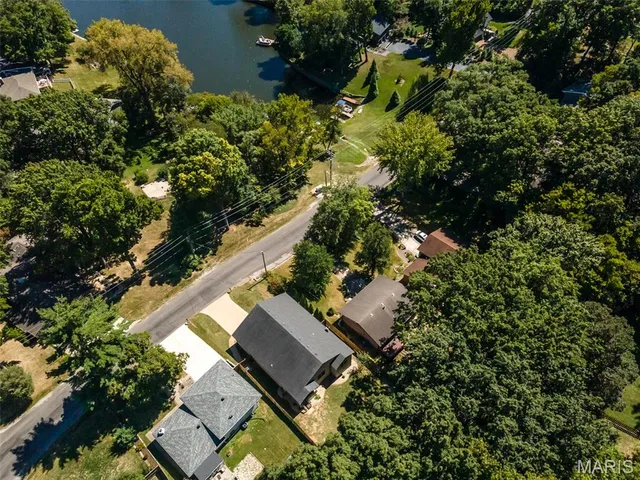 $349,900 | 311 Barnett Drive, Edwardsville, IL 62025