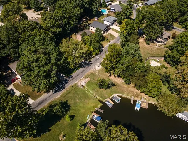 $349,900 | 311 Barnett Drive, Edwardsville, IL 62025