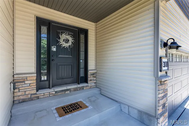 $349,900 | 311 Barnett Drive, Edwardsville, IL 62025