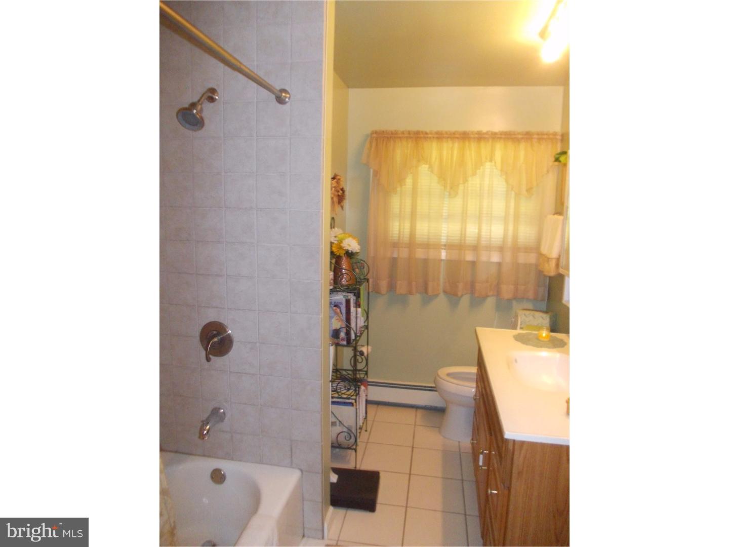 5 Falcon Road Levittown, PA 19056 - Photo 15 of 25 Bathroom