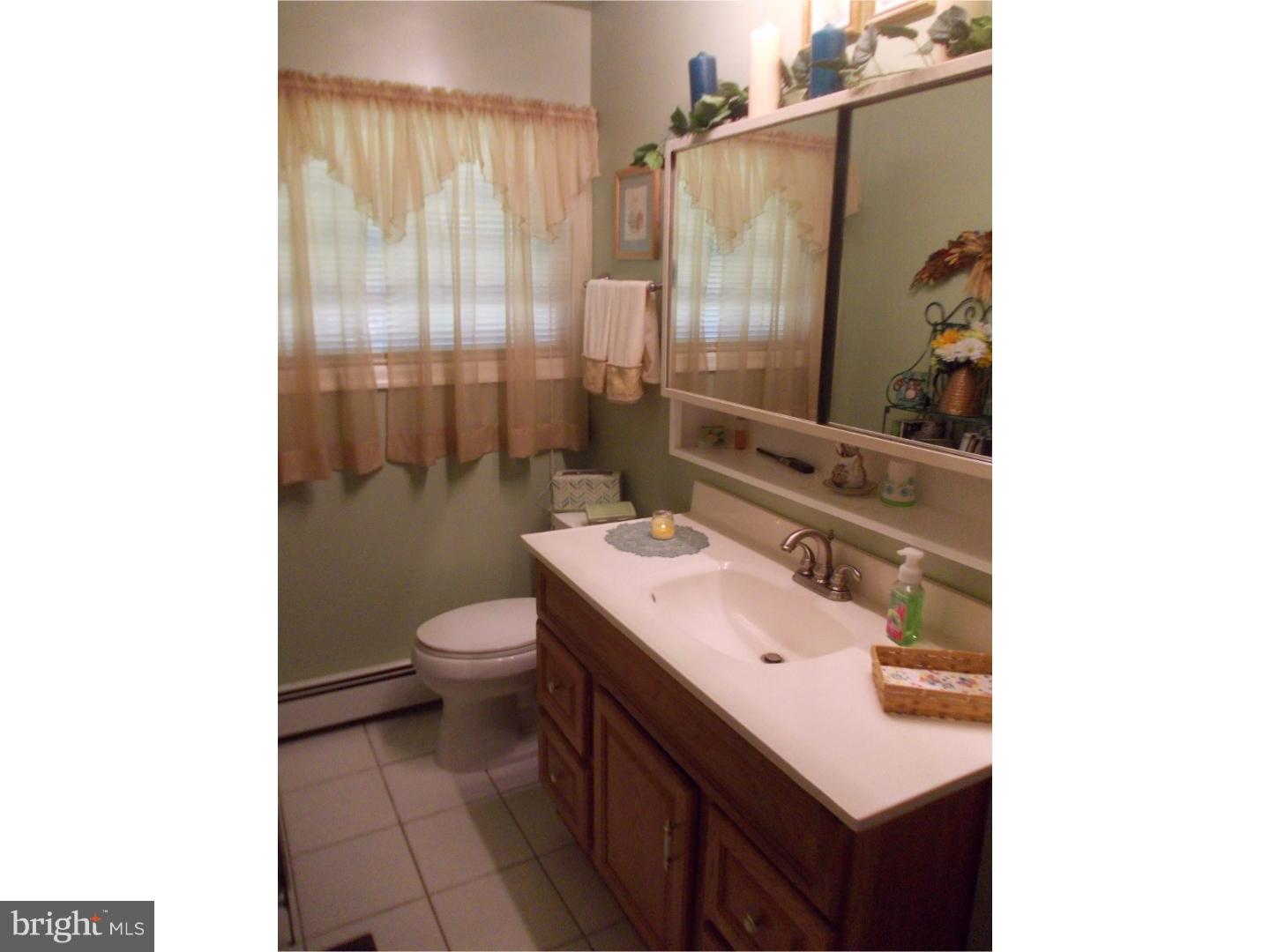 5 Falcon Road Levittown, PA 19056 - Photo 16 of 25 Bathroom