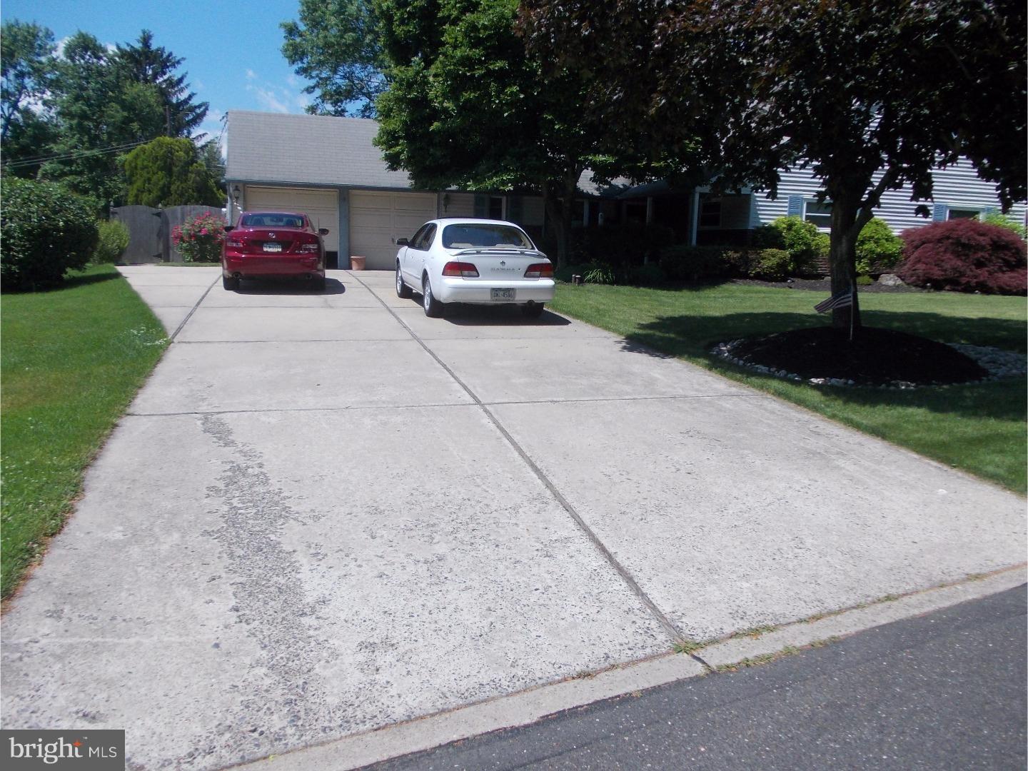 5 Falcon Road Levittown, PA 19056 - Photo 3 of 25 Driveway