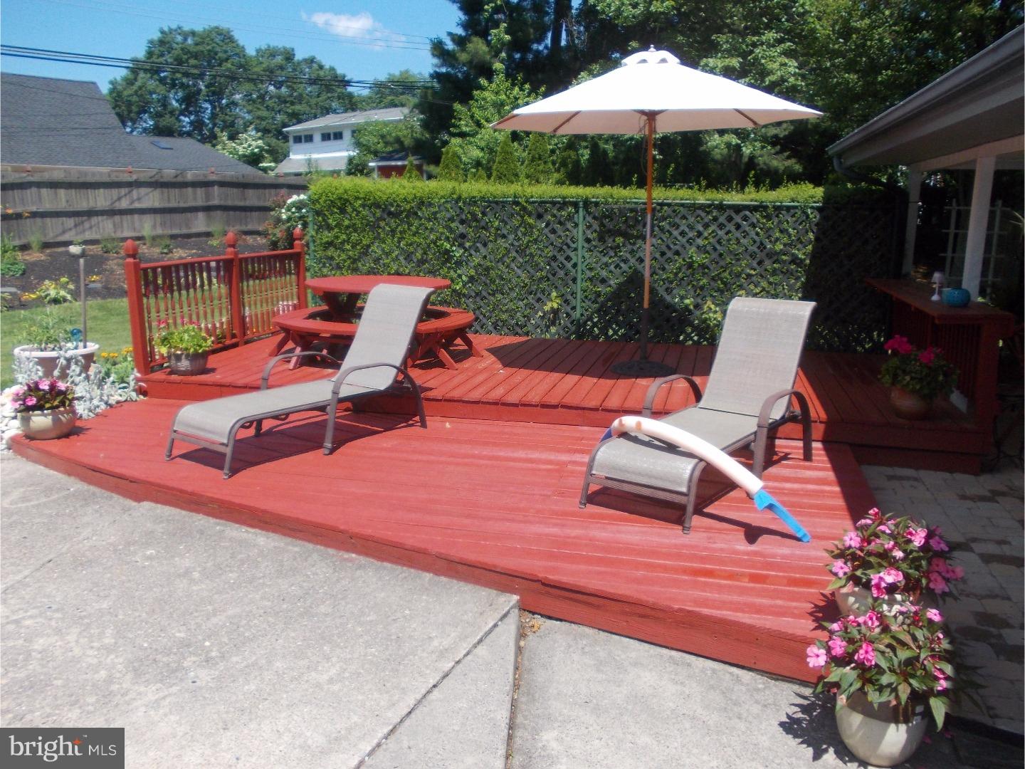 5 Falcon Road Levittown, PA 19056 - Photo 23 of 25 Deck
