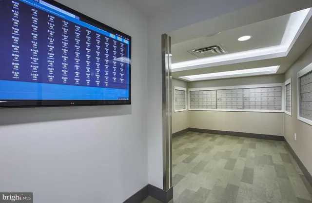 $3,716 | 1616 Walnut Street, Unit 2B1110, Philadelphia, PA 19103