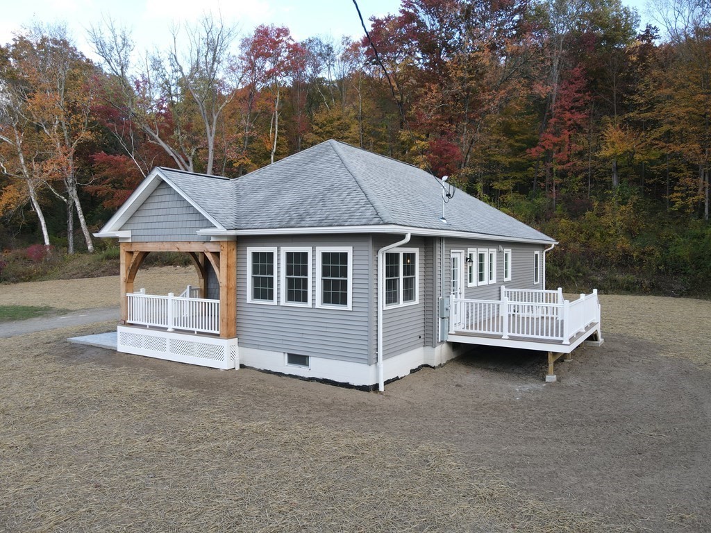 638 Greenfield Road Deerfield, MA 01342 - Photo 1 of 33