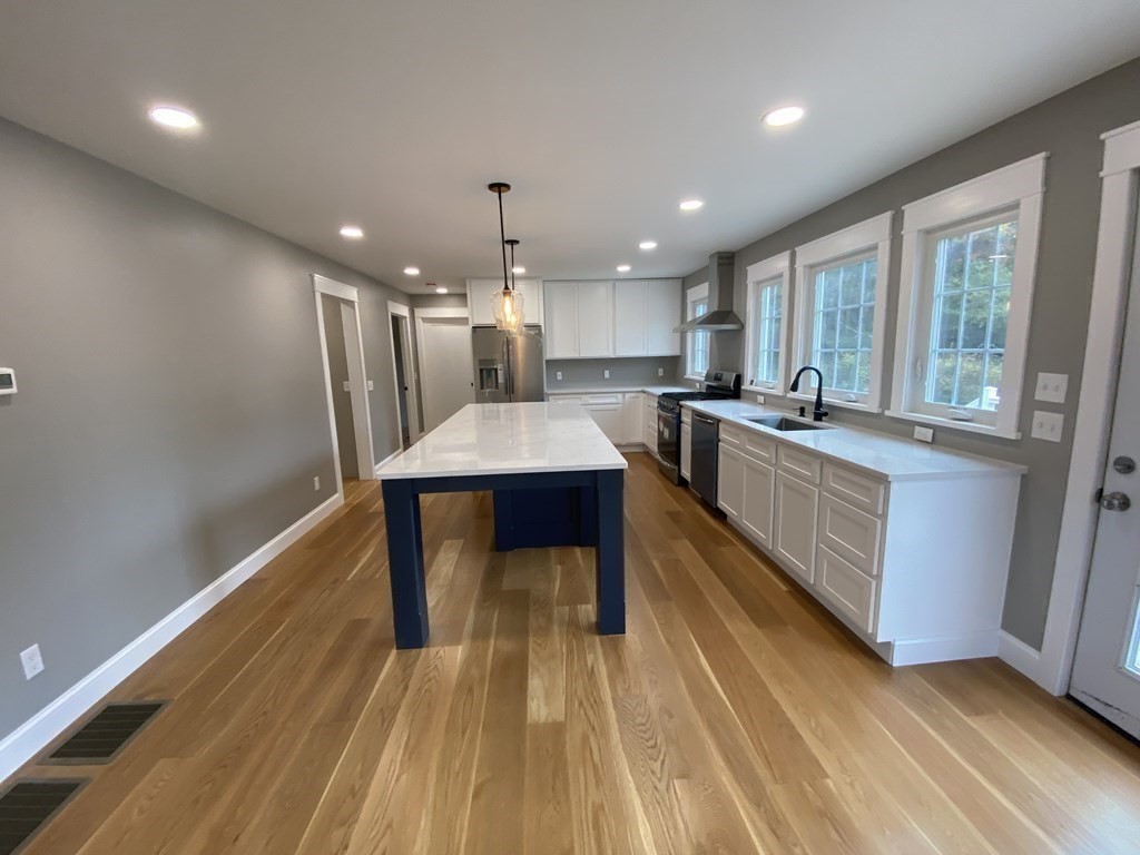 638 Greenfield Road Deerfield, MA 01342 - Photo 13 of 33