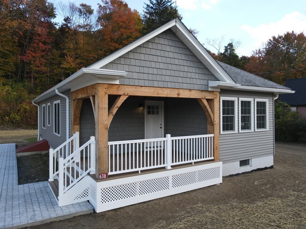 638 Greenfield Road Deerfield, MA 01342 - Photo 4 of 33