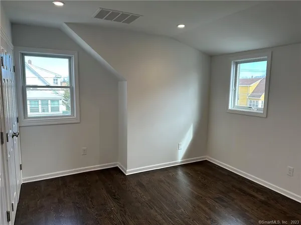 $2,100 | 761 Brewster Street, Unit 2, Bridgeport, CT 06605