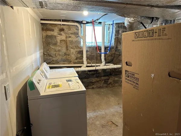 $2,100 | 761 Brewster Street, Unit 2, Bridgeport, CT 06605