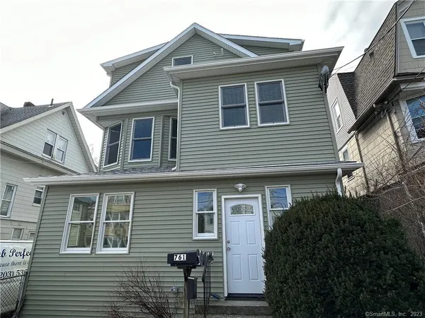 $2,100 | 761 Brewster Street, Unit 2, Bridgeport, CT 06605