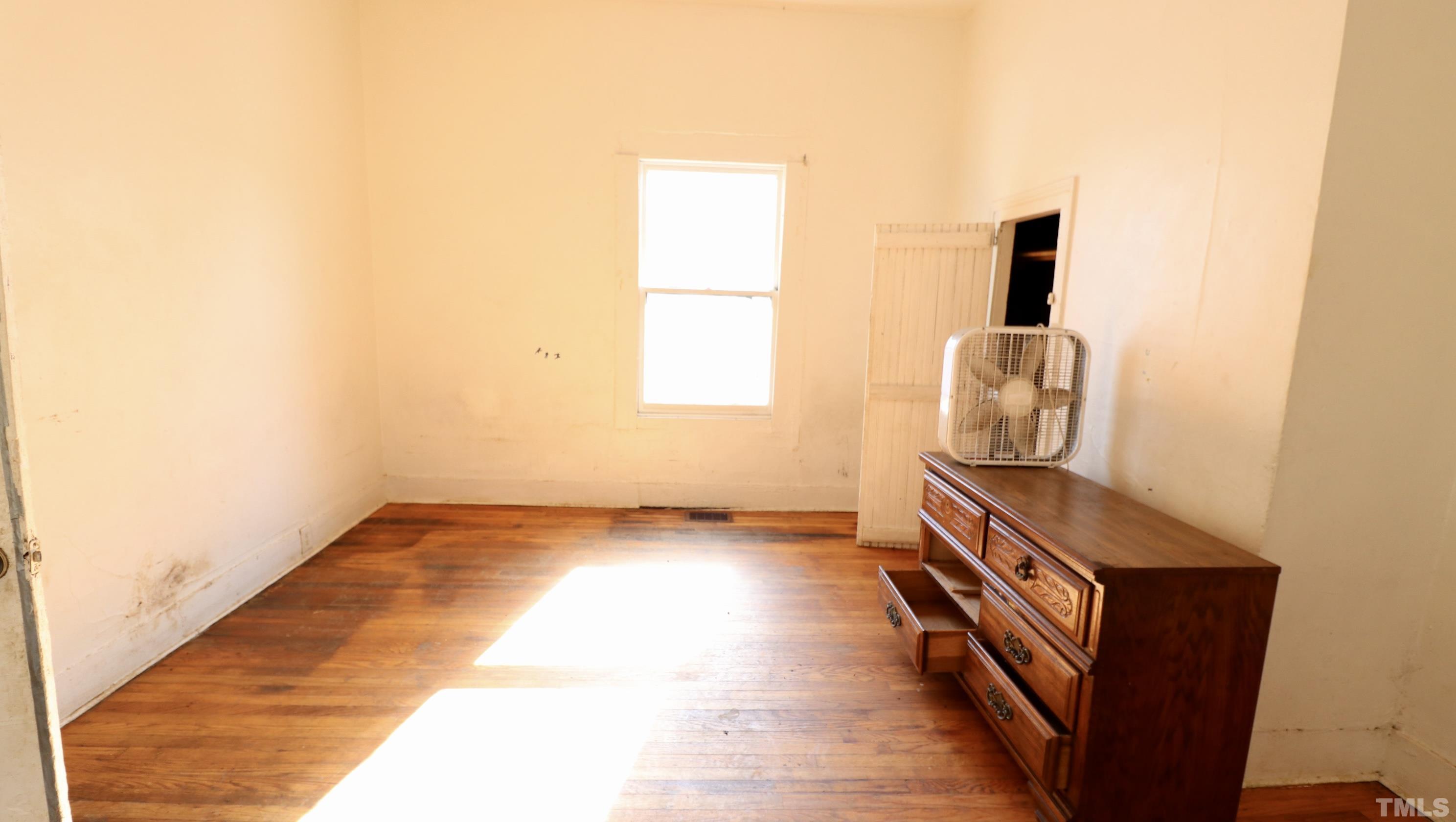 1311 South Person Street Raleigh, NC 27601 - Photo 5 of 18 a view of hallway with washer and dryer