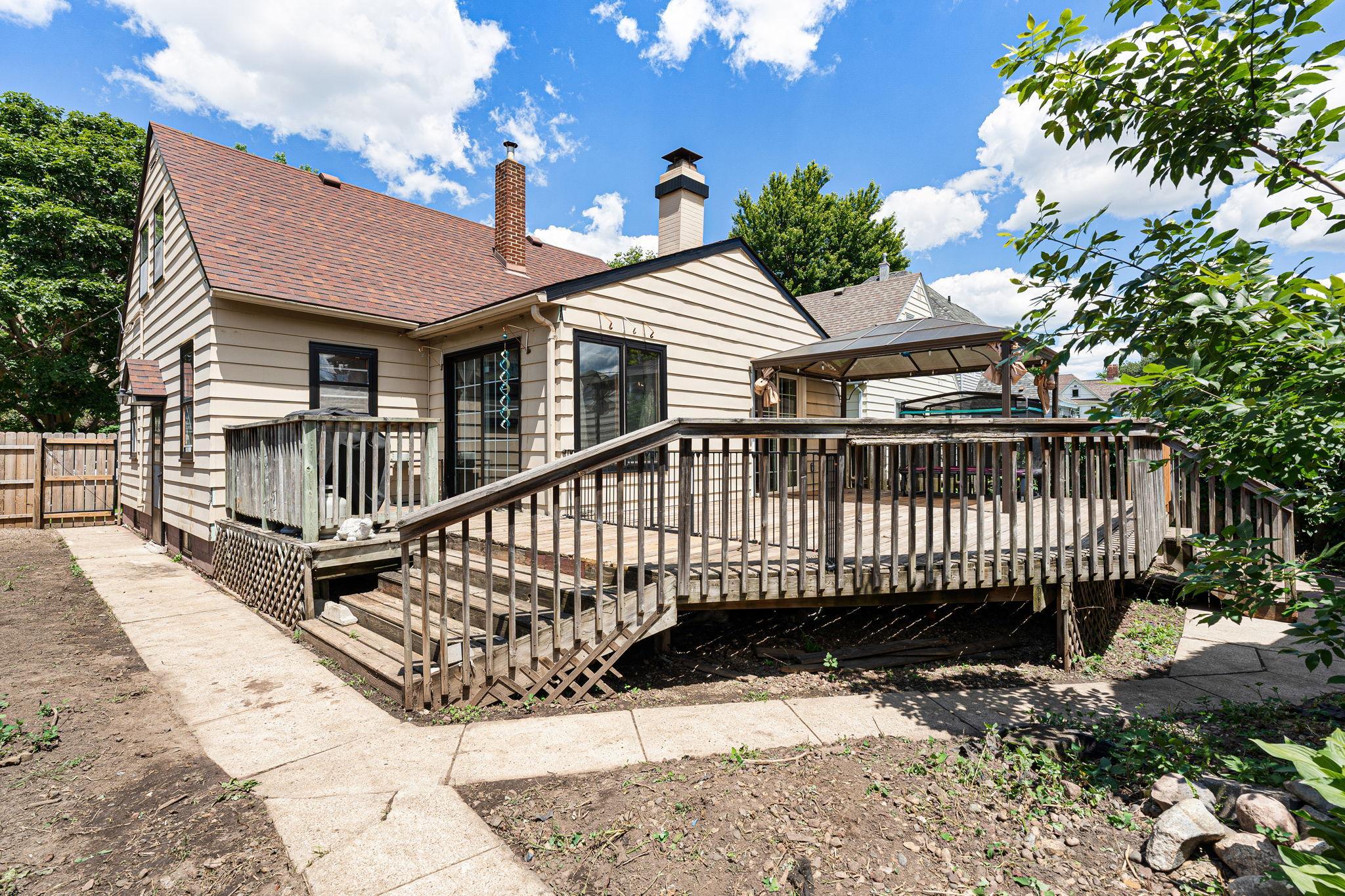 905 4th Avenue Southwest Austin, MN 55912 - Photo 6 of 30