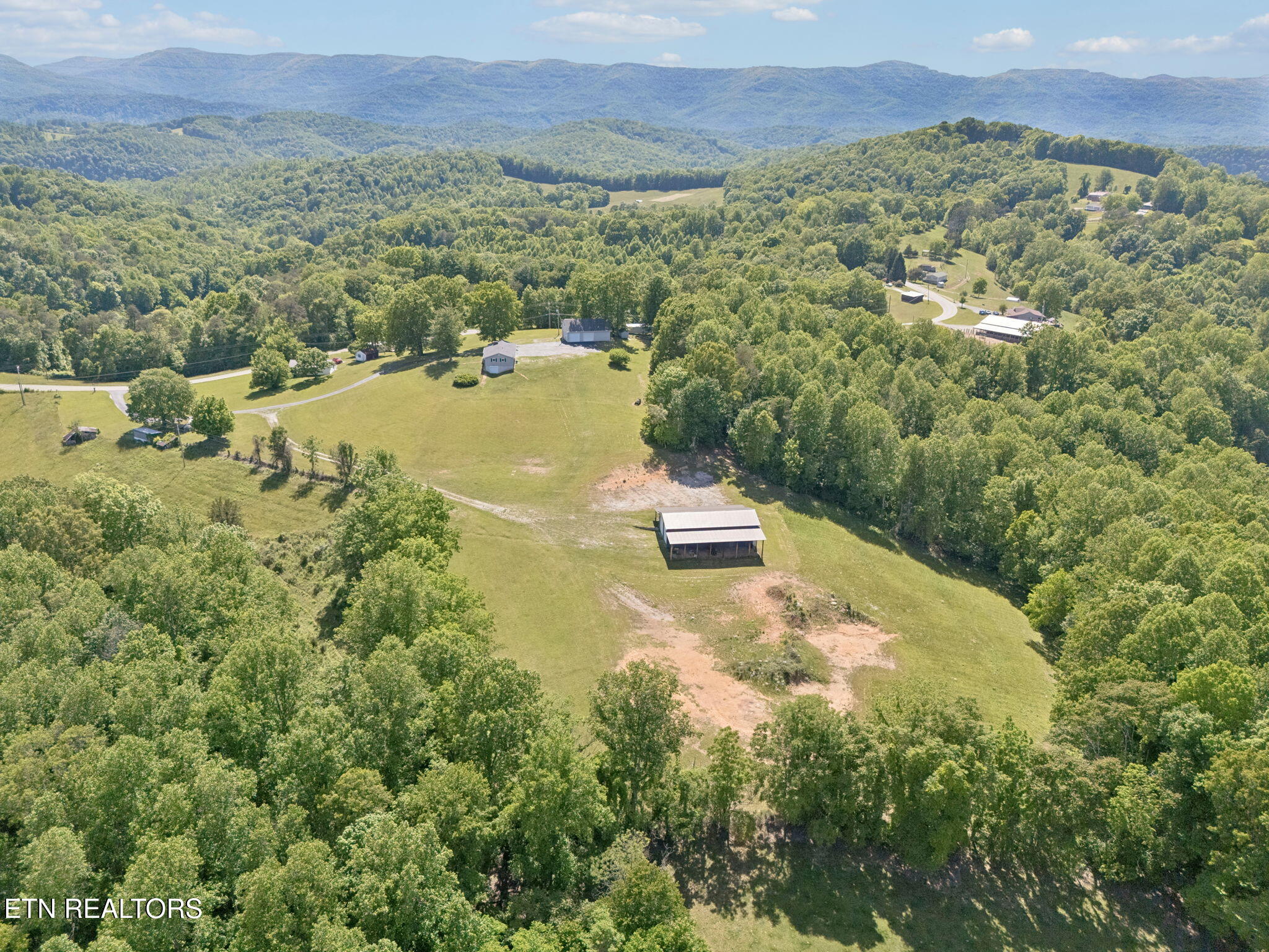 2245 Pinecrest Road Jacksboro, TN 37757 - Photo 44 of 60 57-2245 Pinecrest Rd - 057