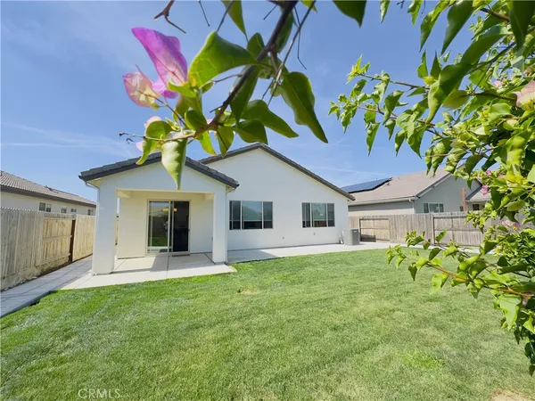 $420,000 | 1620 West Porter Avenue, Visalia, CA 93291
