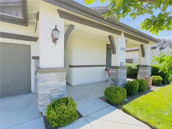 $420,000 | 1620 West Porter Avenue, Visalia, CA 93291