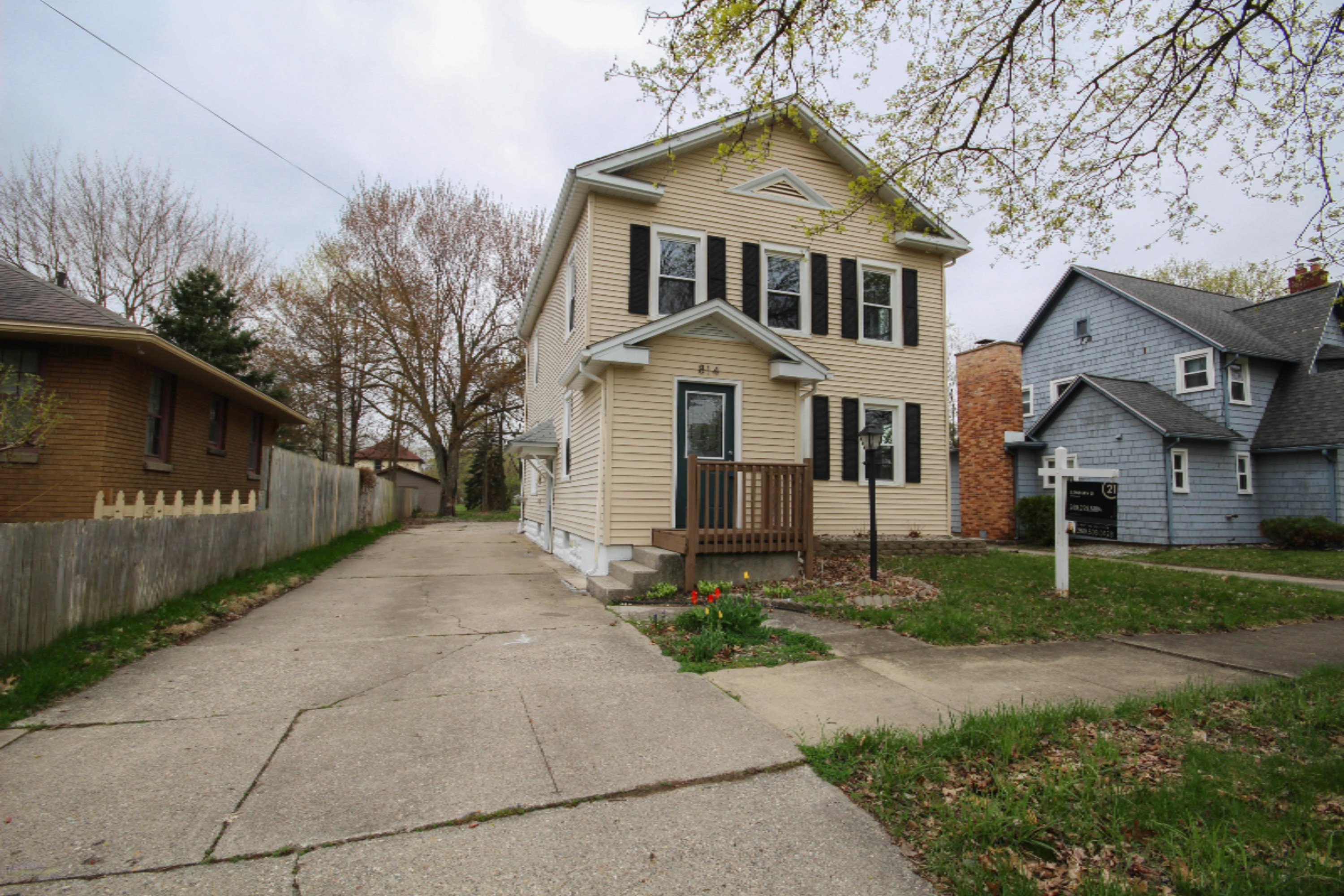 814 East Street Three Rivers, MI 49093 - Photo 1 of 31 untitled (1 of 7)