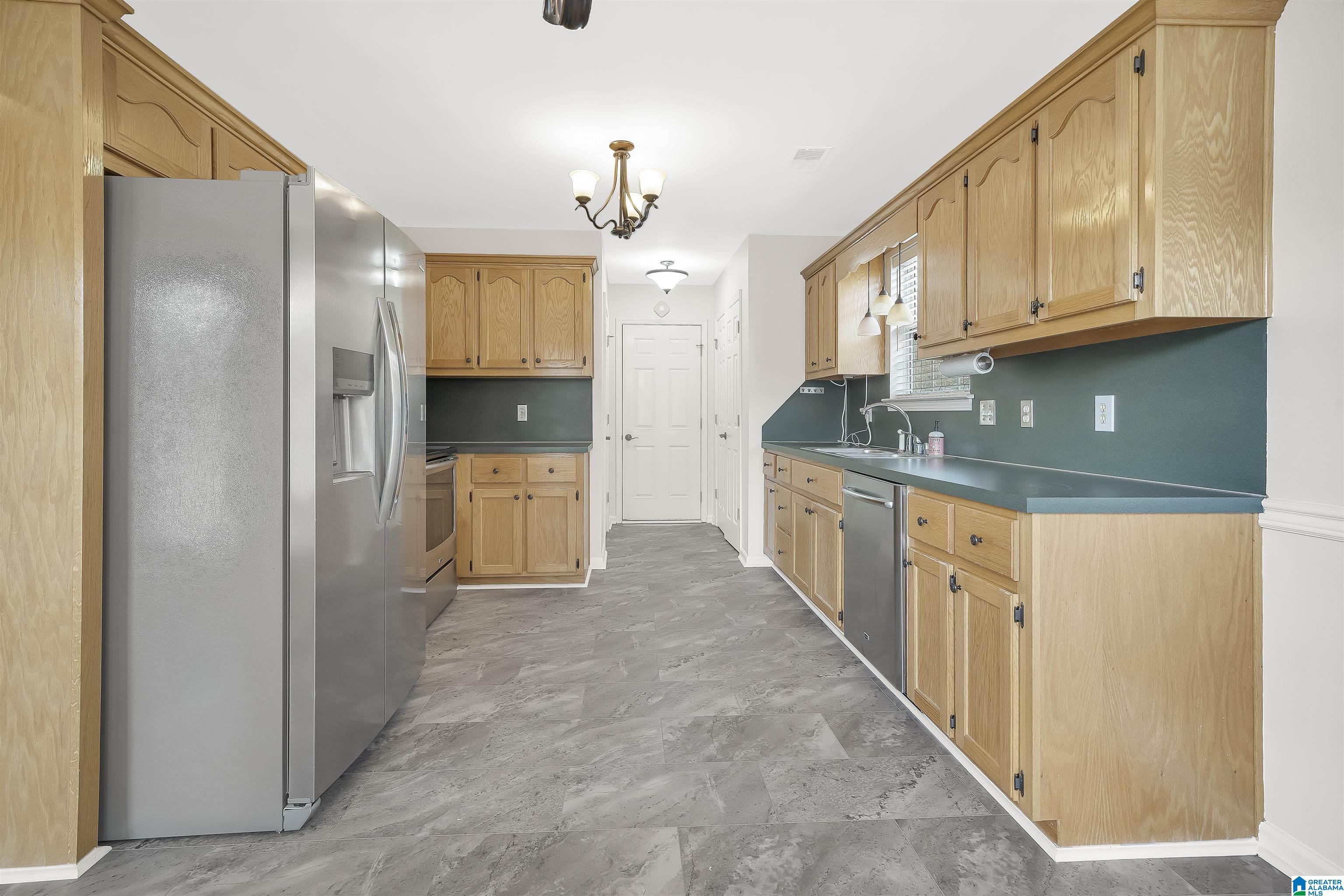 8007 Rockhampton Circle Helena, AL 35080 - Photo 12 of 38