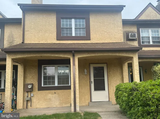 $2,300 | 2705 Walnut Ridge Drive, Pottstown, PA 19464